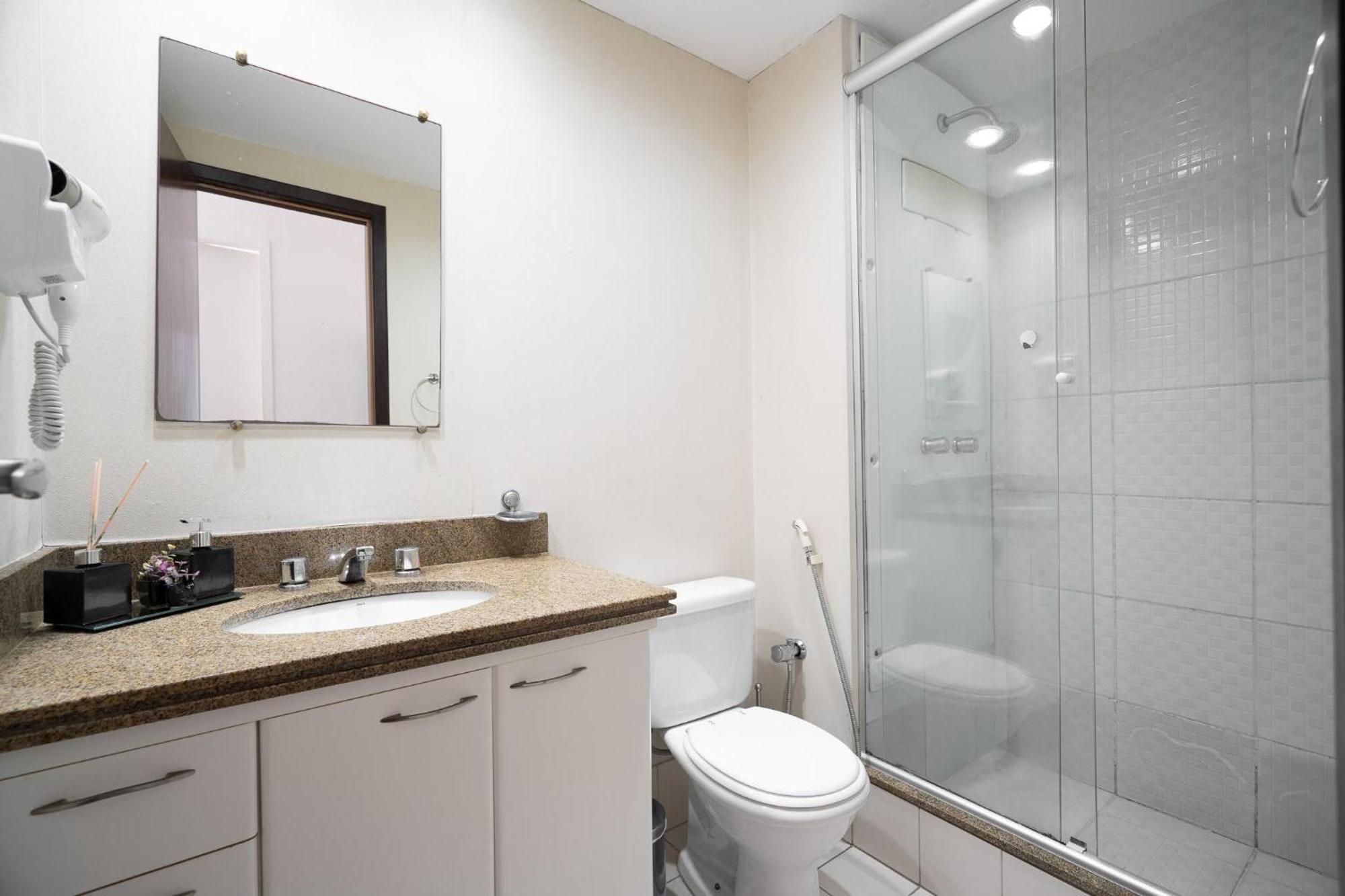 Suites Inside Hotel Windham Paulista San Paolo Esterno foto