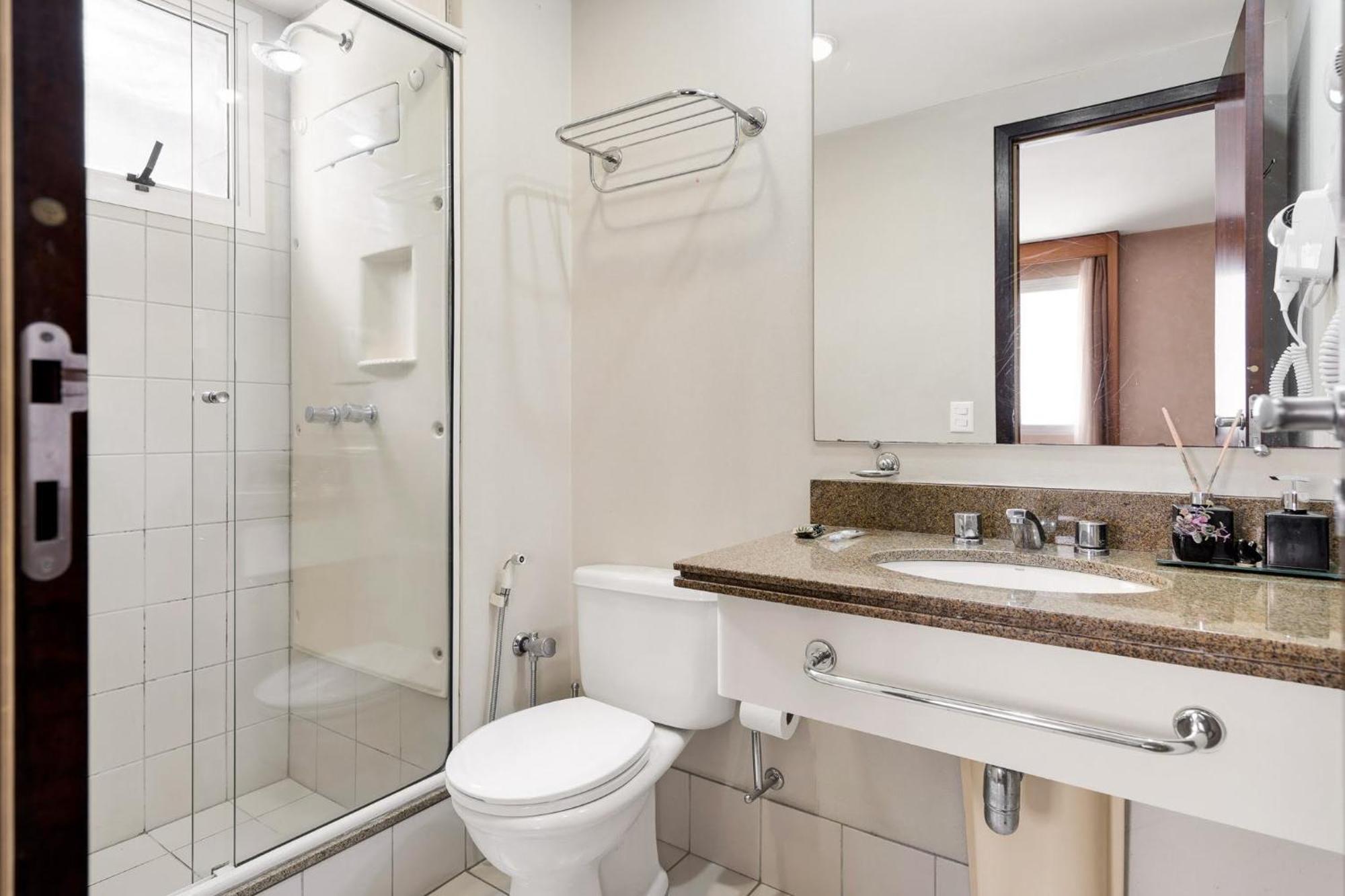 Suites Inside Hotel Windham Paulista San Paolo Esterno foto